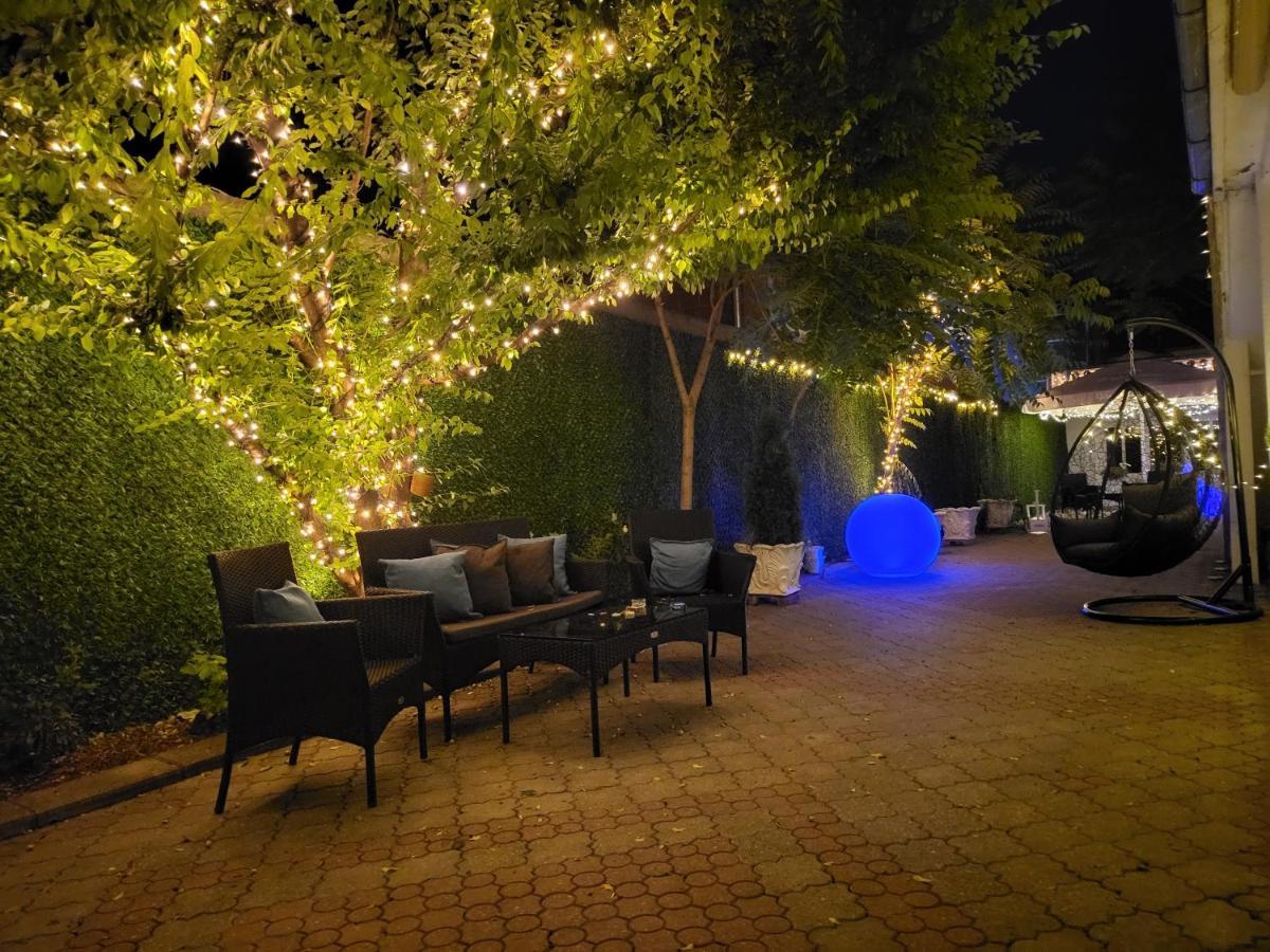 Apartments Vila White House Pančevo Eksteriør bilde