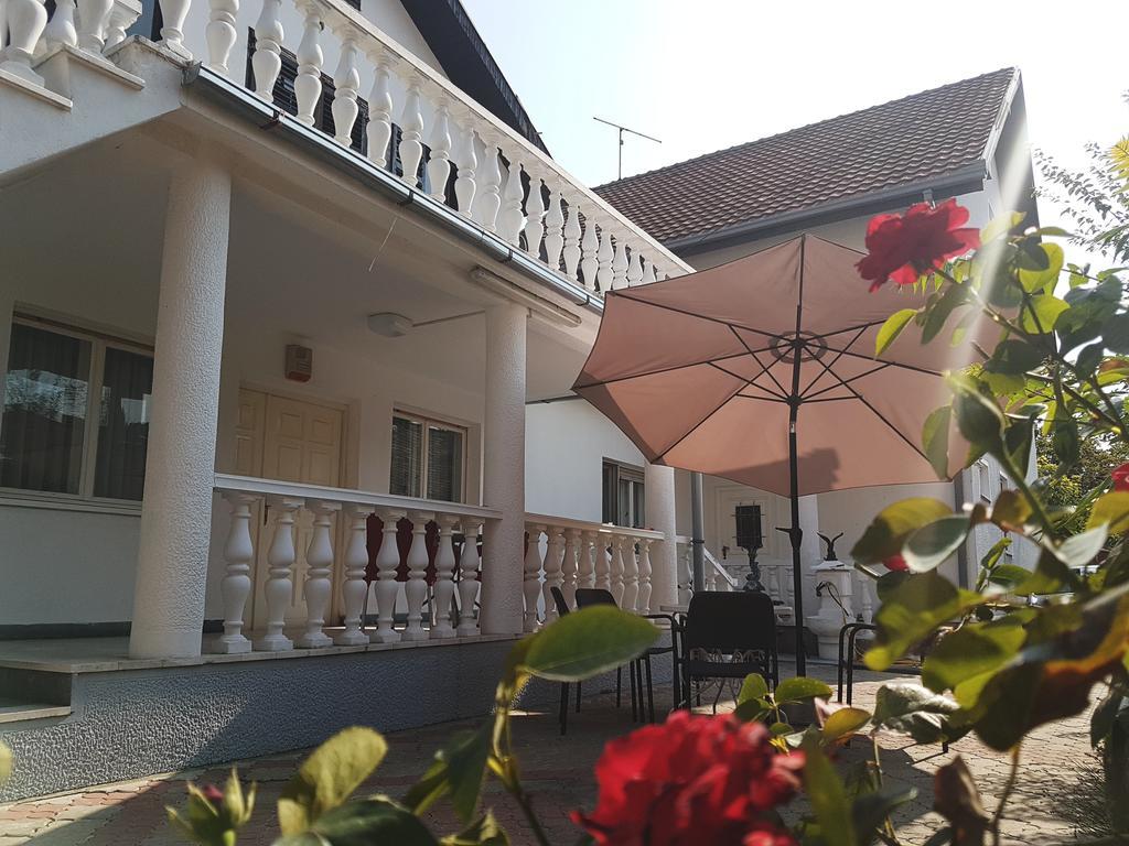 Apartments Vila White House Pančevo Eksteriør bilde