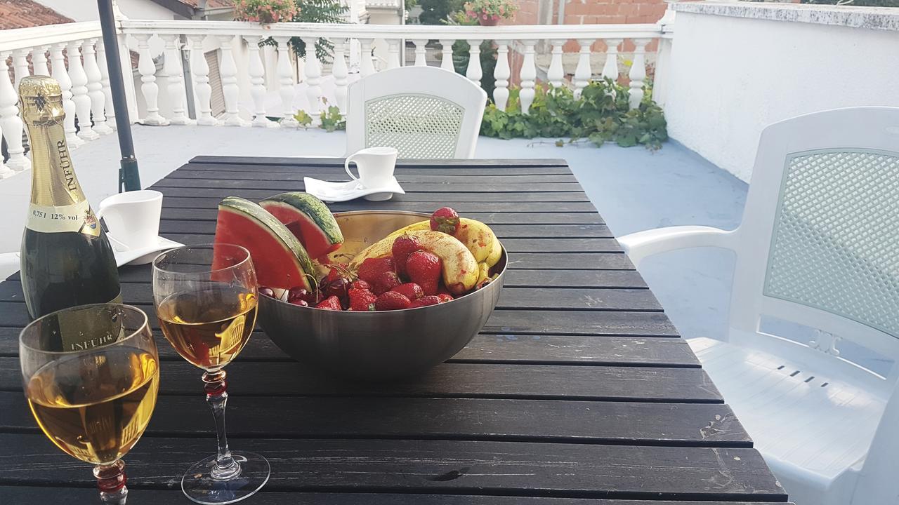 Apartments Vila White House Pančevo Eksteriør bilde