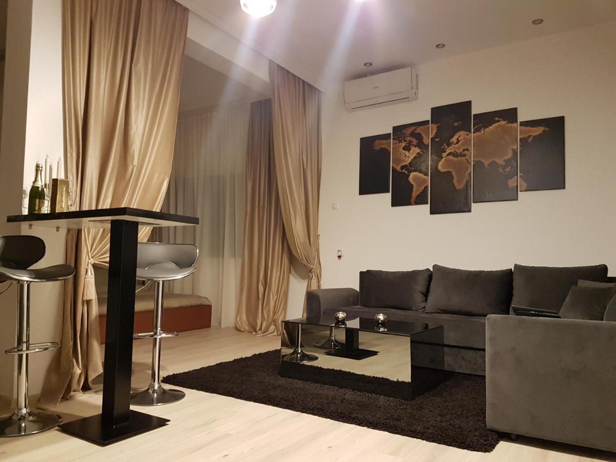 Apartments Vila White House Pančevo Eksteriør bilde