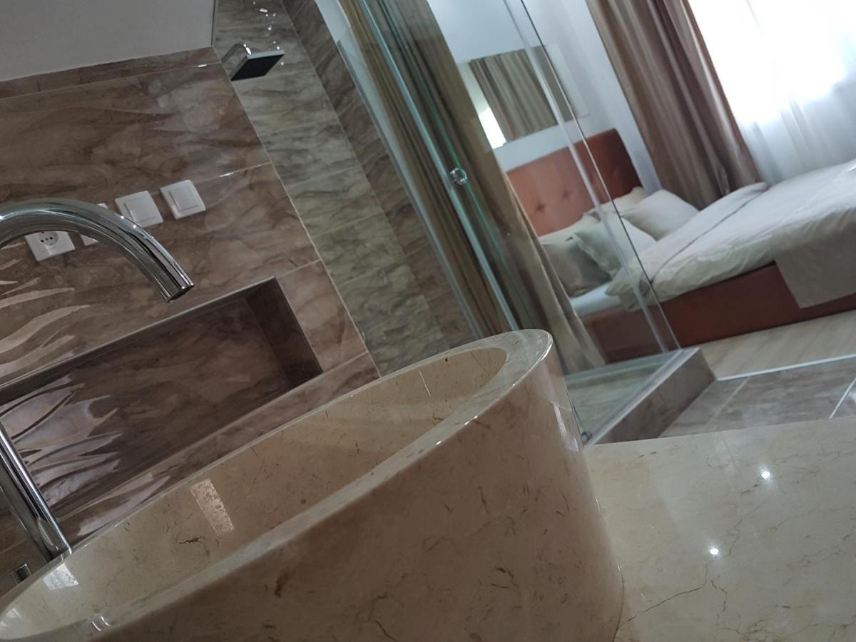 Apartments Vila White House Pančevo Eksteriør bilde