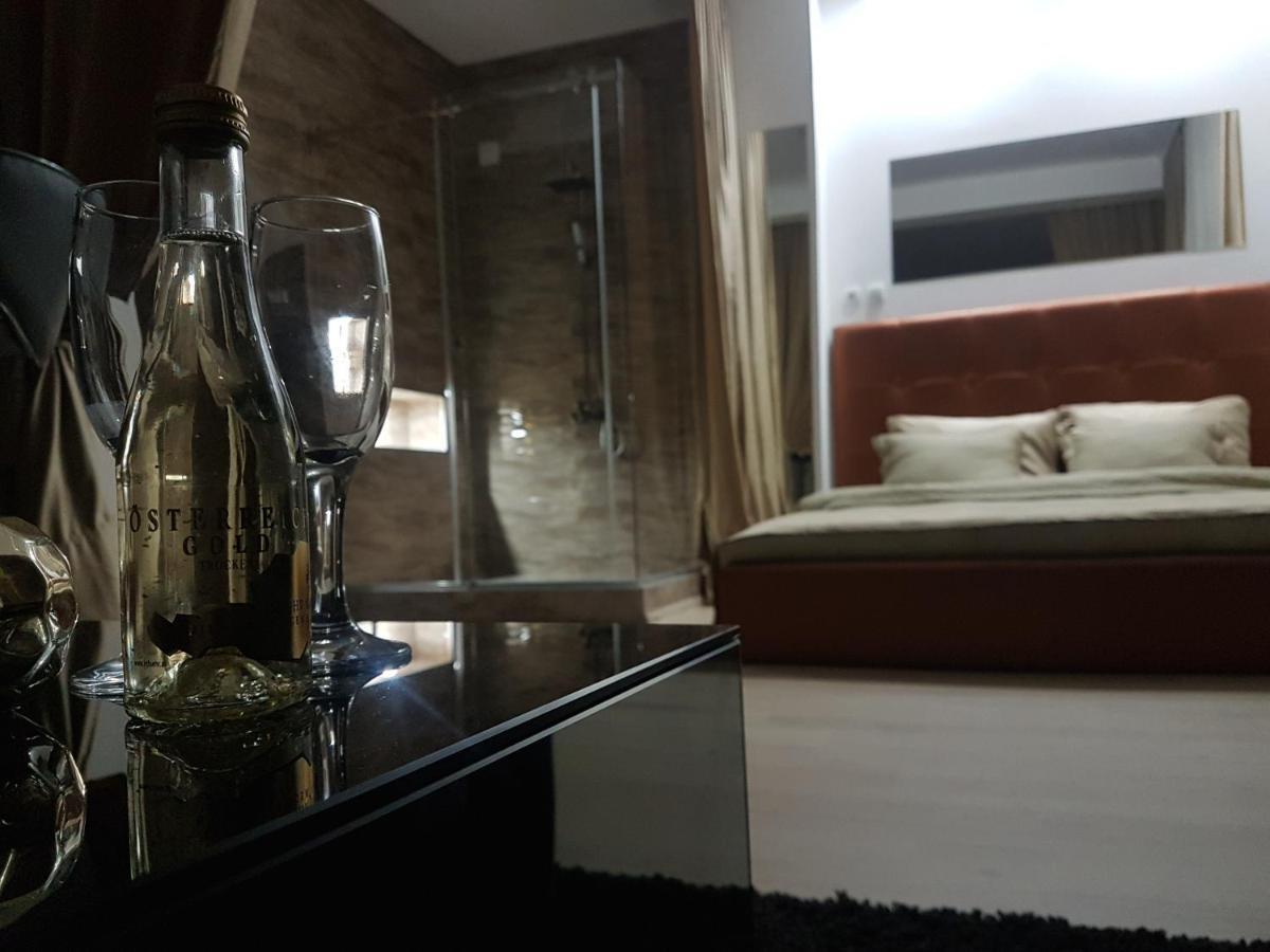 Apartments Vila White House Pančevo Eksteriør bilde