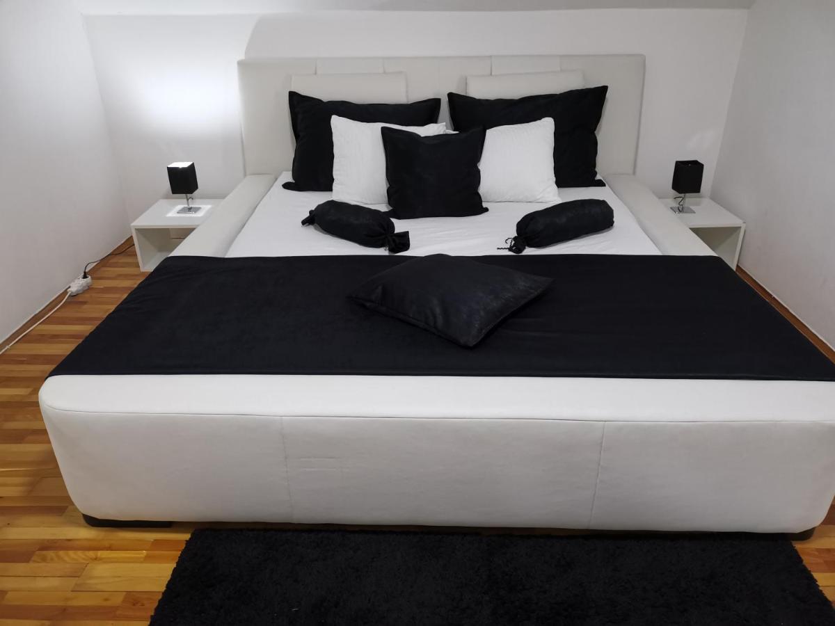 Apartments Vila White House Pančevo Rom bilde